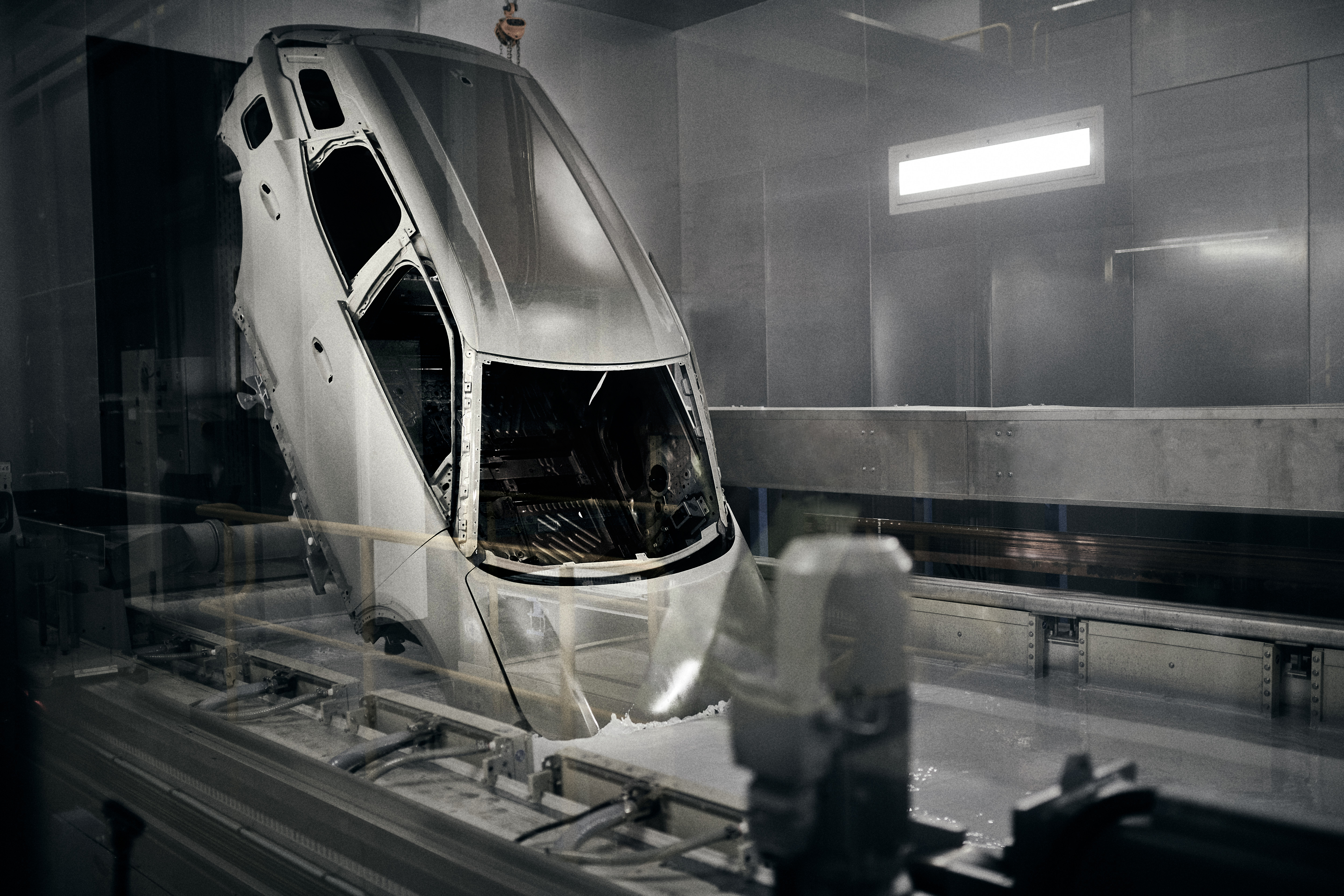 Ford has started mass production of the all-electric Explorer at its new Cologne Electric Vehicle Center, a key step in its push for sustainable, high-tech manufacturing in Europe License expires -------------------------- IN PERPETUITY License region -------------------------- GLOBAL License scope -------------------------- A - Earned editorial, press releases, press kits B - All non-broadcast digital and online media C - All non-broadcast digital and online media, plus Retail and POS (showrooms, events etc) D - All print media (newspaper, magazine etc) Copyright and image rights -------------------------- This content is solely for editorial use and for providing individual users with information. Any storage in databases, or any distribution to third parties within the scope of commercial use, or for commercial use is permitted with written consent from Ford of Britain C&PA only.