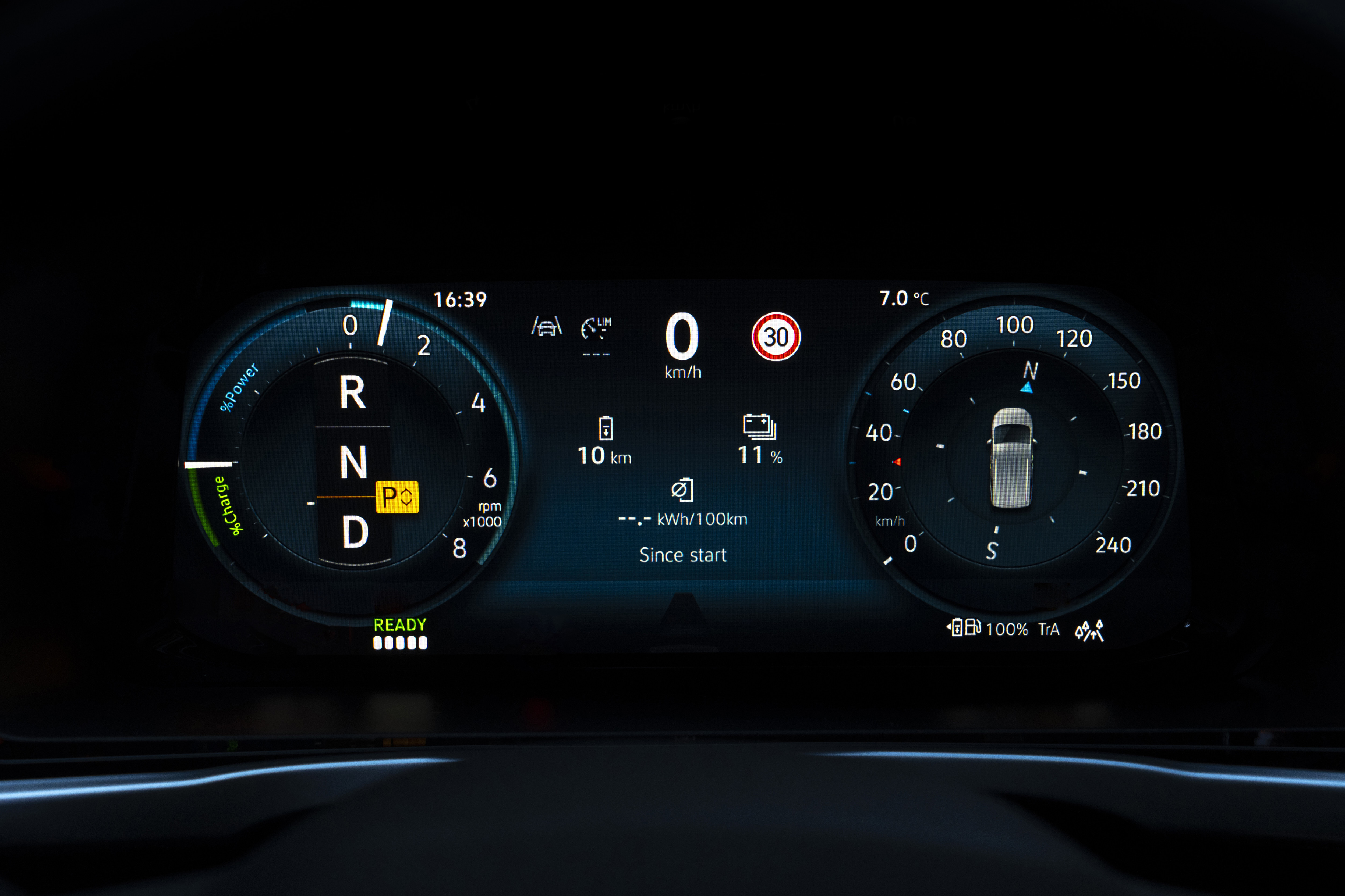 Ford introduces a plug-in hybrid Tourneo Connect with 110 km of electric range and smart drive modes for versatility LICENSE EXPIRES: 19.03.2027 - LICENSE BY: Stu Price / SP TV Ltd LICENSE SCOPE: A - Earned editorial, press releases, press kits. B - All non-broadcast digital and online media. C - All non-broadcast digital and online media, plus Retail and POS (showrooms, events etc). REGION: Europe. COPYRIGHT AND IMAGE RIGHTS: This content is solely for editorial use and for providing individual users with information. Any storage in databases, or any distribution to third parties within the scope of commercial use, or for commercial use is permitted with written consent from Ford of Europe only.