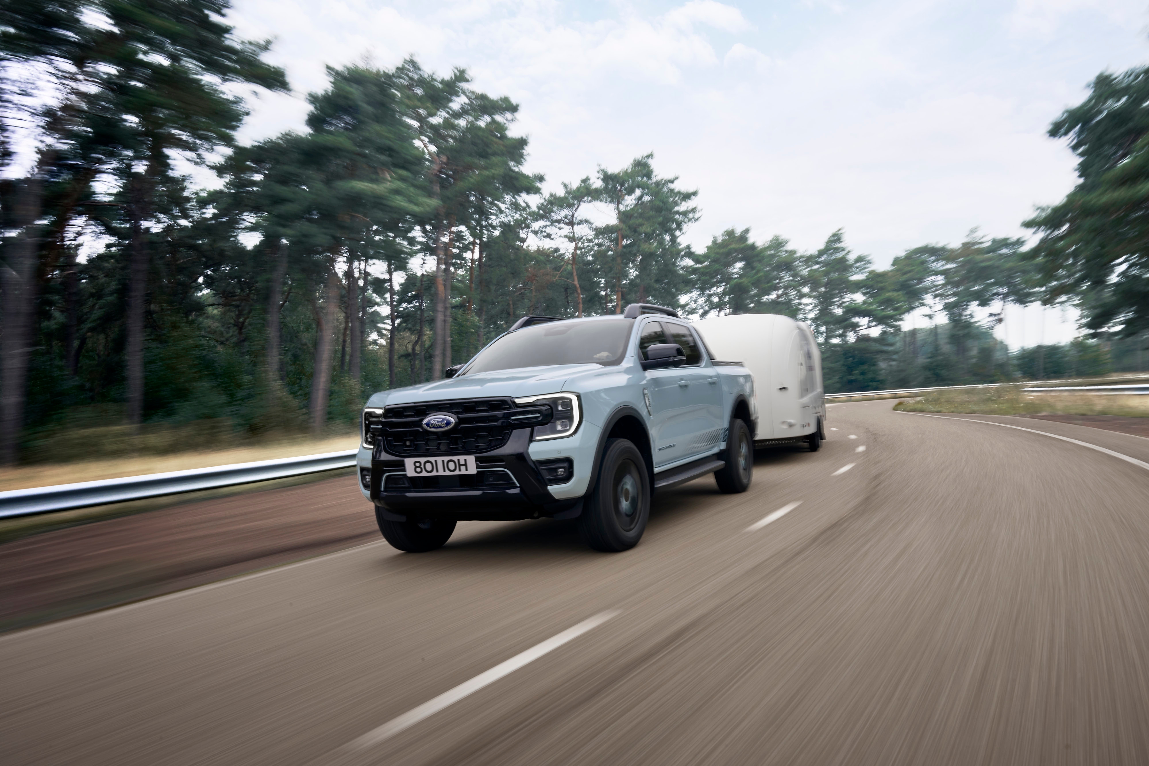 No-compromise Ranger Plug-in Hybrid (PHEV) joins the Ranger lineup this year with the most torque of any production Ranger and a 43 km EV range LICENSE EXPIRES: In Perp- LICENSE BY: Makerhouse LICENSE SCOPE: A - Earned editorial, press releases, press kits. B - All non-broadcast digital and online media. C - All non-broadcast digital and online media, plus Retail and POS (showrooms, events etc). D - All print media (newspaper, magazine etc) REGION: Europe COPYRIGHT AND IMAGE RIGHTS: This content is solely for editorial use and for providing individual users with information. Any storage in databases, or any distribution to third parties within the scope of commercial use, or for commercial use is permitted with written consent from Ford of Europe only.