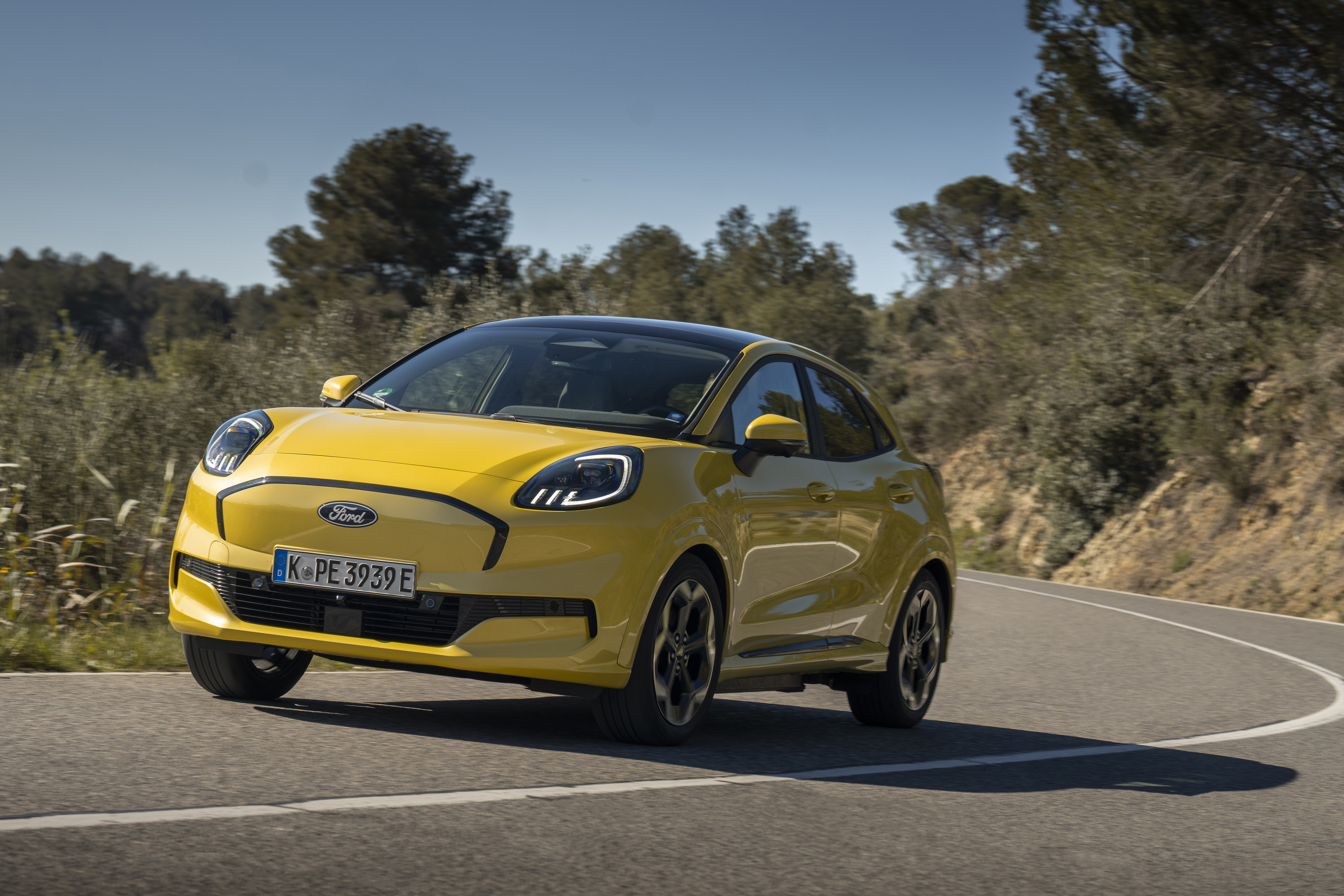 Puma’s innovative MegaBox boot storage space has been boosted to become GigaBox. LICENSE EXPIRES: PERPETUITY - LICENSE BY: Stuart Price LICENSE SCOPE: A - Earned editorial, press releases, press kits. B - All non-broadcast digital and online media. C - All non-broadcast digital and online media, plus Retail and POS (showrooms, events etc). D - All print media (newspaper, magazine etc) REGION: EU  COPYRIGHT AND IMAGE RIGHTS: This content is solely for editorial use and for providing individual users with information. Any storage in databases, or any distribution to third parties within the scope of commercial use, or for commercial use is permitted with written consent from Ford of Europe only.