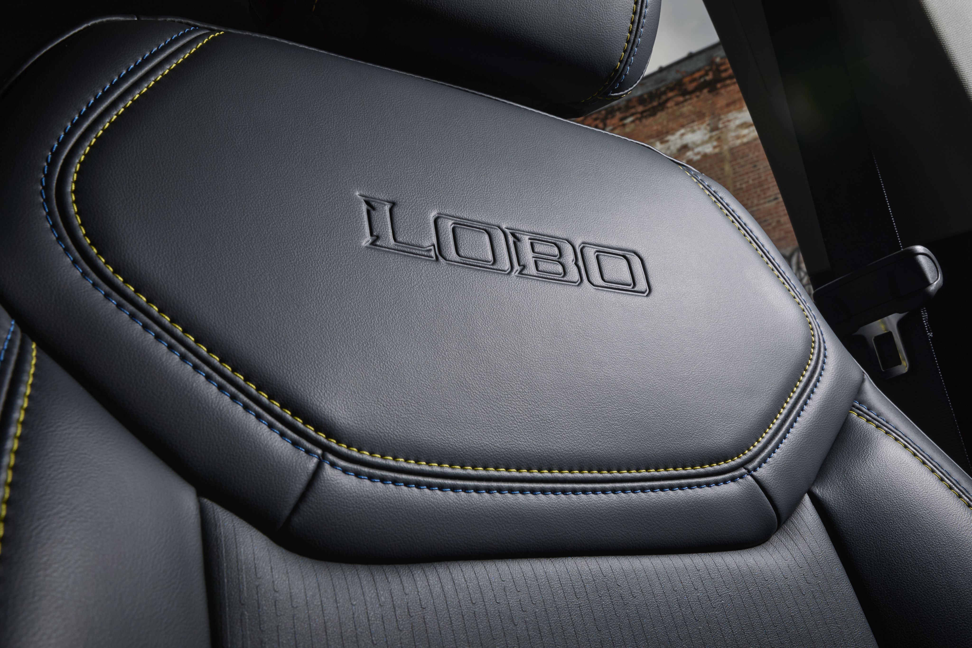 2025 Ford Maverick lobo seats